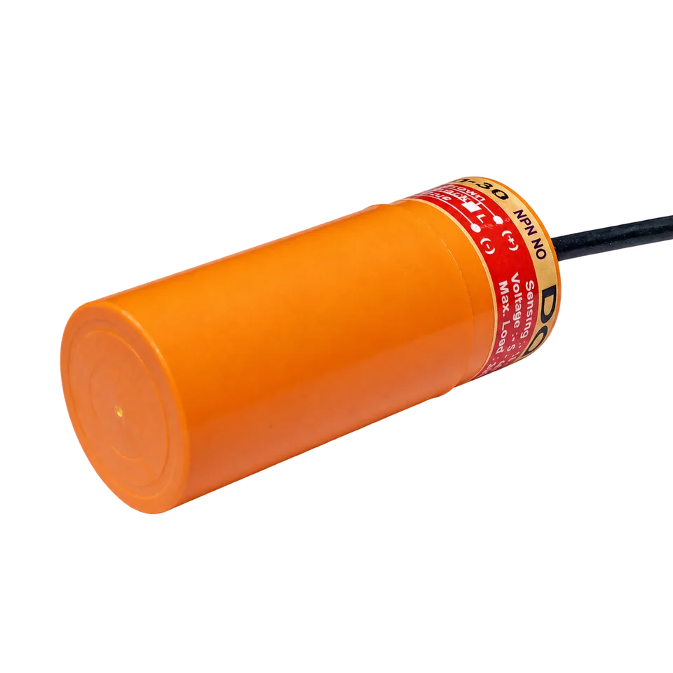 DC Proximity switch NO+NC Sn: 20 mm